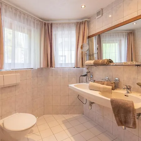 Konukevi Haus Angela Kappl (Landeck)